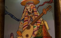 ريشة كاميليا الزرقاني ترسم حوارًا بين الحرف العربي والهوية المغربية