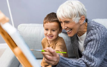 الجدات والأجداد: كنوز الحكمة وخزانات الخبرة للأطفال