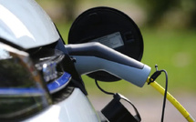 السيارات الكهربائية مقابل السيارات التقليدية: المقارنة لم تعد اقتصادية فقط بل شاملة للتكاليف