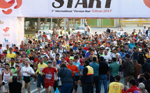 إيران.. ملاحقات قضائية ضد نساء شاركن في ماراثون بلا حجاب