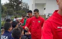 مبادرة إنسانية تعكس روح التضامن: أسود الأطلس يستقبلون أبناء أسرة الأمن الوطني