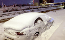 إسطنبول : تعليق الدراسة وإلغاء 54 رحلة جوية لمواجهة سوء الأحوال الجوية