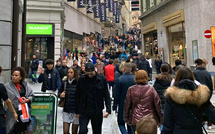 القطاع التجاري السويسري يواجه عام 2025 صعبًا وتوقعات 2026 قاتمة