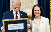 ماريا كورينا ماتشادو تهدي ترمب ميدالية نوبل للسلام في لقاء البيت الأبيض