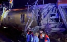 كارثة سككية تهز إسيانيا : 39 قتيلاً في تصادم قطارين فائقَي السرعة