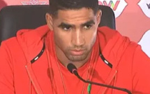 لاعبو المنتخب الوطني يجددون العهد على مواصلة التألق وإسعاد الجماهير المغربية