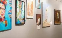 الفنان حسن منانة يكشف عن “جعل اليد مقروءة” في معرض فني بالدار البيضاء