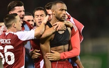 أولمبياكوس يسعى لتجديد عقد أيوب الكعبي بعد موسم مميز