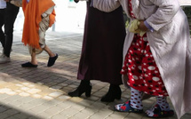 التحديات اليومية للعائلات مع المسن المصاب بالخرف: فهم السلوك واحتواؤه