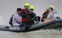 السلطات الإسبانية تُخلي أحياء من خيريث عقب فيضان نهر غواداليتي