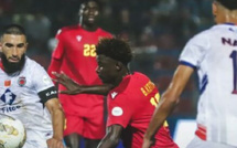 أولمبيك آسفي يواصل التألق قارياً ويهزم دجوليبا المالي بثنائية في كأس الكونفدرالية