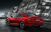 أودي تكشف عن أول لمحة من سيارتها الرياضية “آر إس 5” الجديدة