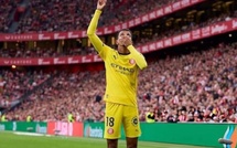 جيرونا يتسلح بخبرة أوناحي لتأمين البقاء رسمياً