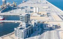 هجوم بطائرات مسيّرة على خزانات وقود في الدقم: سلطنة عمان تؤكد السيطرة على الأضرار