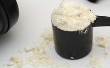 مشروبات الطاقة ومكملات ما قبل التمرين: هل تسرق نومك دون أن تشعر؟