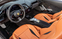 فيراري تتراجع عن الأزرار اللمسية: عودة الإحساس الحقيقي إلى مقود القيادة