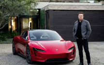 تأجيل جديد لـ Tesla Roadster: هل فقدت السيارة الخارقة هويتها في عصر القيادة الذاتية؟