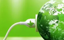 الثورة الخضراء في التكنولوجيا: كيف تغير الطاقة النظيفة مستقبل الصناعة الرقمية