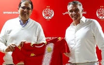 الوداد يتجه لتعويض إخفاق كأس الكونفدرالية بتعيين كارتيرون مدربًا جديدًا