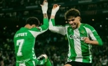 عبد الصمد الزلزولي يتوج أفضل لاعب في ريال بيتيس عن شهر مارس