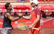 لاعبو التنس المغاربة كريم بناني وطه باعدي يتأهلون إلى دور ثمن نهائي جائزة الحسن الثاني الكبرى