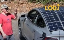 مالك تسلا يركّب ألواح شمسية ويجعل سيارته تشحن نفسها