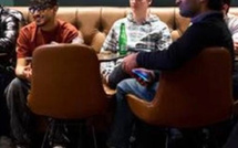 تجربة مثيرة: ذكاء اصطناعي مستقل ينظم حفلاً في مانشستر ويظهر قدراته الهجينة