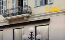 تراجع حاد في سوق السلع الفاخرة مع تصاعد التوترات الدولية