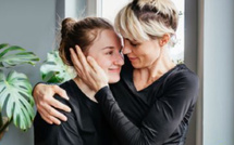 المراهقة الصعبة: كيف يواجه بعض الآباء تغيرات أبنائهم؟