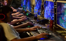 غرامات تصل إلى مليون درهم..مقترح قانون جديد لتقييد ولوج القاصرين إلى منصات الألعاب الإلكترونية