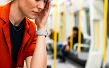 التوتر في وسائل النقل العمومي: بين الضغط اليومي وحلول لاستعادة الهدوء النفسي