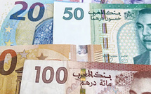 تنبيه للمغاربة المقيمين بالخارج: قواعد صارمة لإيداع العملات الصعبة في الحسابات البنكية بالمغرب