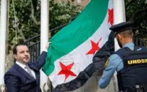 رفع علم سوريا فوق سفارتها بالرباط.. خطوة رمزية تعكس عودة الدفء إلى العلاقات الدبلوماسية