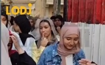 صورة وفيديو كيروجو بزاف فـ السوشيال ميديا؛ كيوثقو لواحد اللحظة حاسمة ومهمة بزاف فـ حياة الطلاب فـ مصر، وهي لحظة دخول لجان امتحانات الثانوية العامة 
